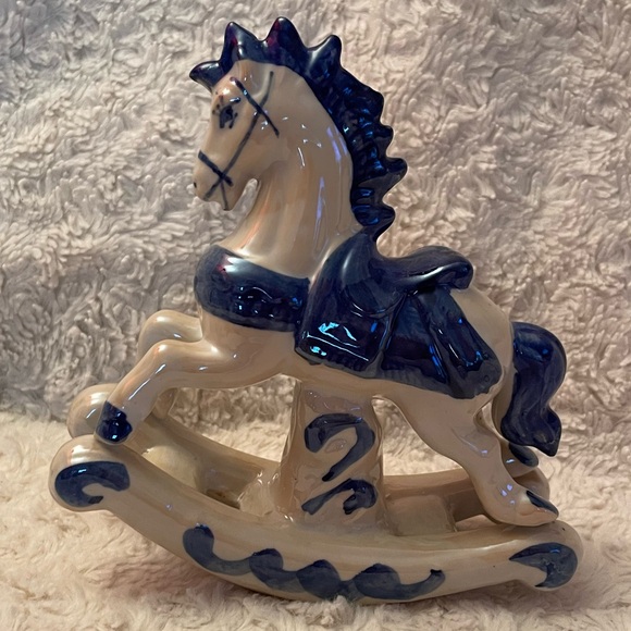 Rare Vintage Porcelain Rocking Horse Blue & White Iridescent Excellent Condition - Picture 4 of 9